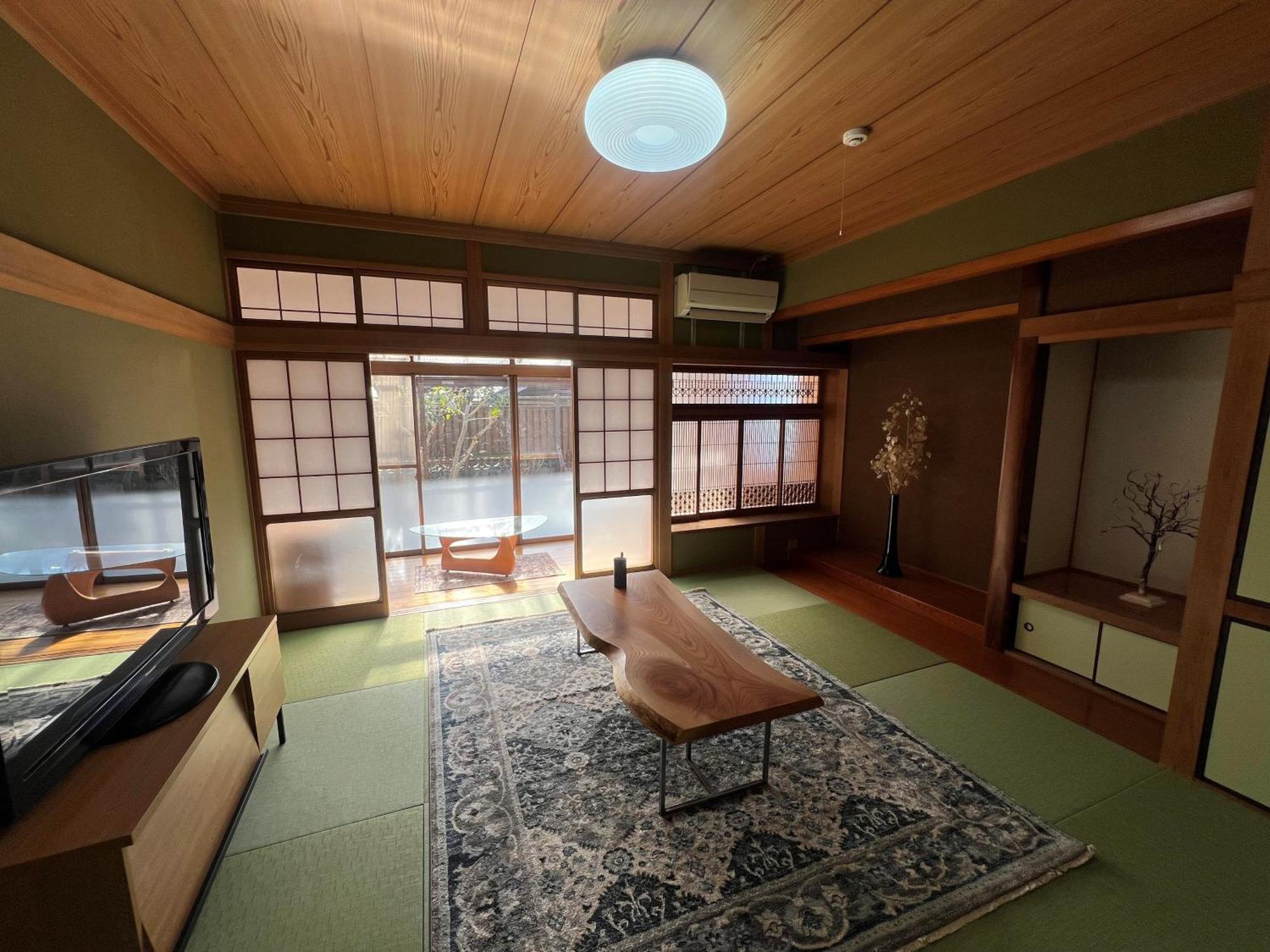 Assi House Hotel Yufuin Luaran gambar